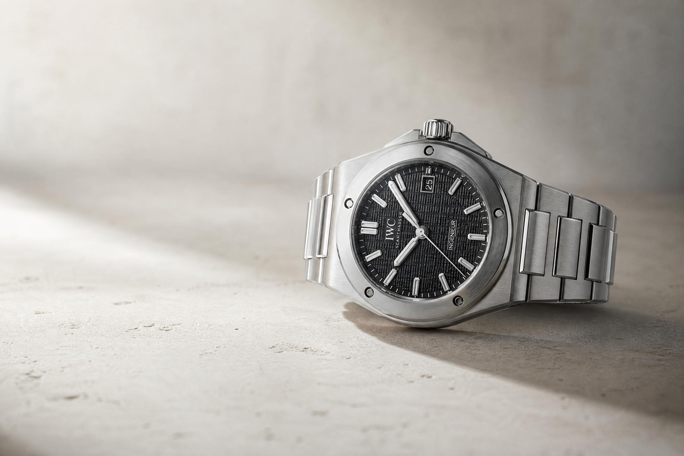Keeping the Magnetic Field at the Door: the Ingenieur and Solving the Real Problem First