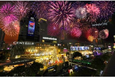 Thailand Rings in the New Year at Bangkok's 'Times Square of Asia', Central World