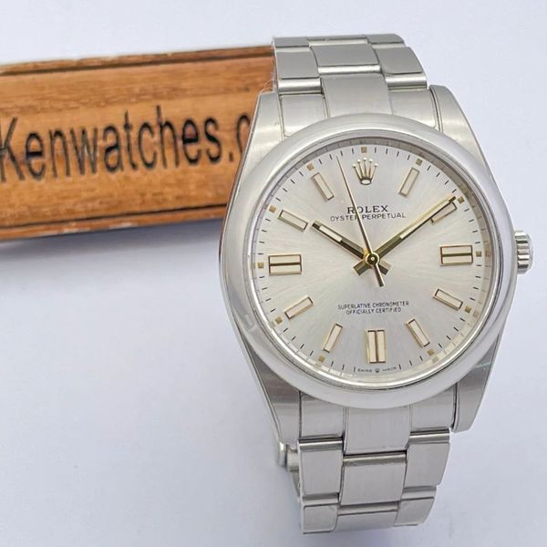 ROLEX OYSTER PERPETUAL 124300-0001