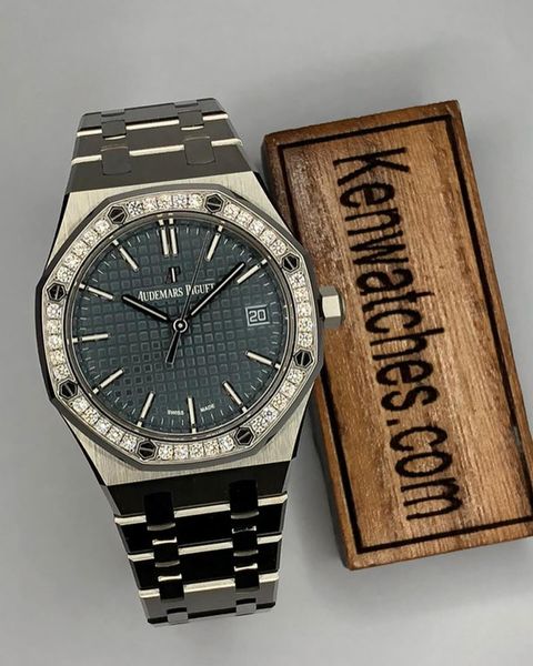 AUDEMARS PIGUET ROYAL OAK 77351ST.ZZ.1261ST.01