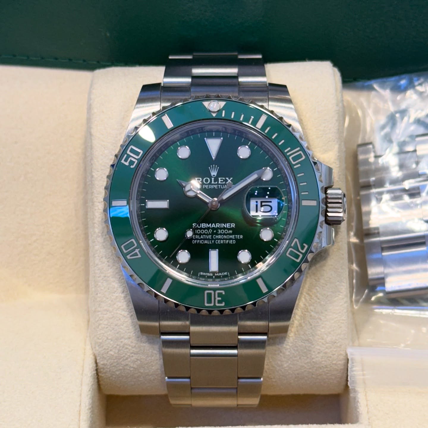 ROLEX SUBMARINER 116610LV-0002