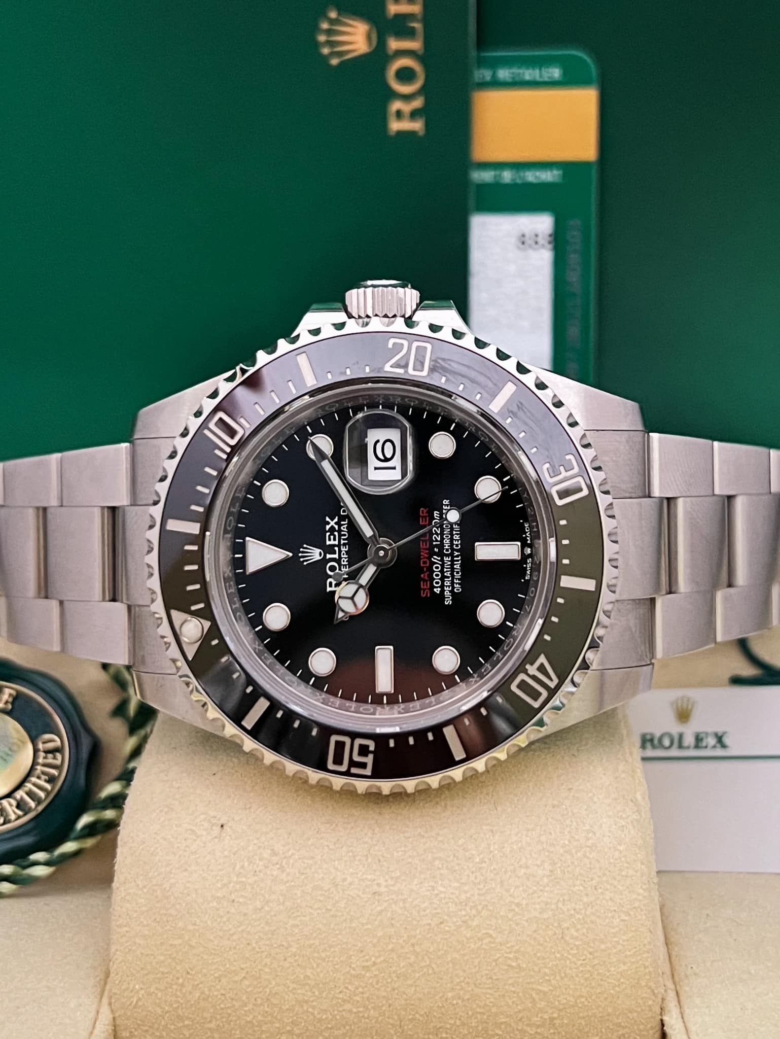ROLEX SEA-DWELLER 126600-0001