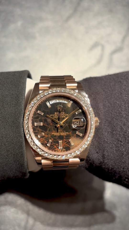 ROLEX DAY-DATE 228345RBR-0025