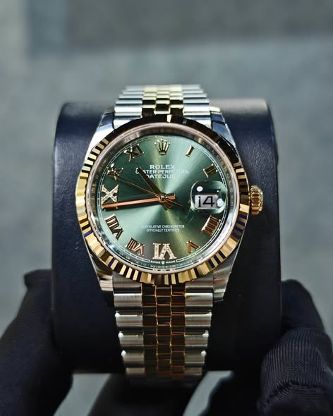 ROLEX DATEJUST 126233-0049