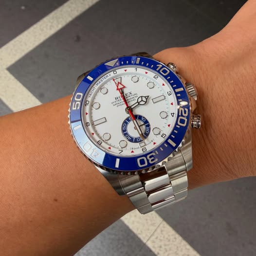 ROLEX YACHT-MASTER II 126680-0001