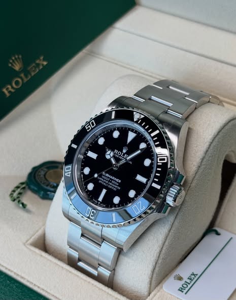 ROLEX SUBMARINER 124060-0001