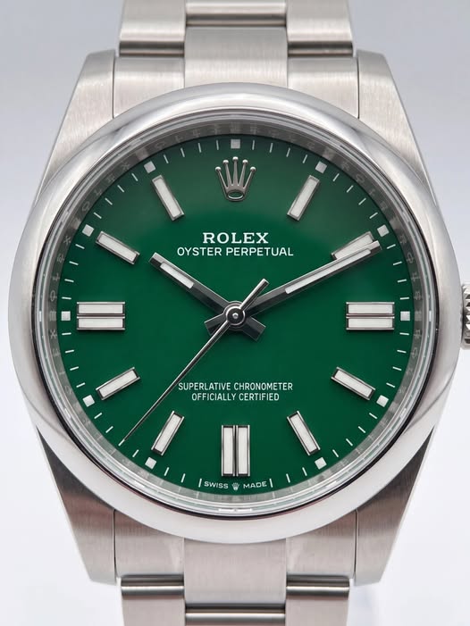 ROLEX Oyster Perpetual 124300-0005