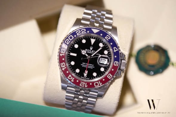 ROLEX GMT-MASTER II 126710BLRO-0001