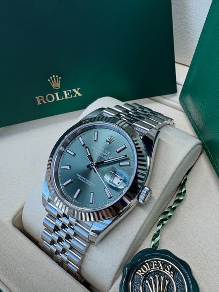 ROLEX DATEJUST 126334-0028