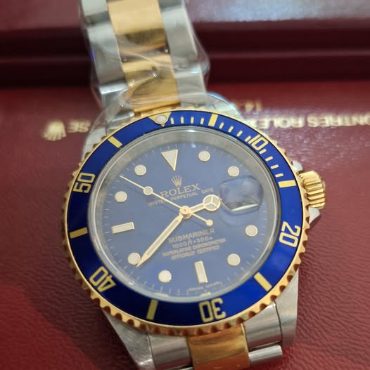 ROLEX SUBMARINER 116613LB-0005