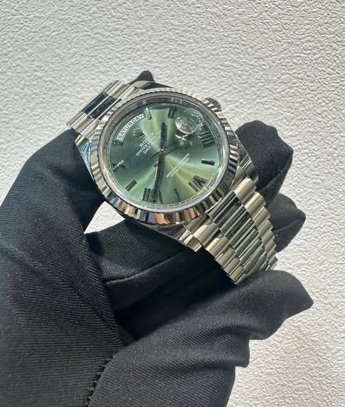 ROLEX DAY-DATE 228239-83419