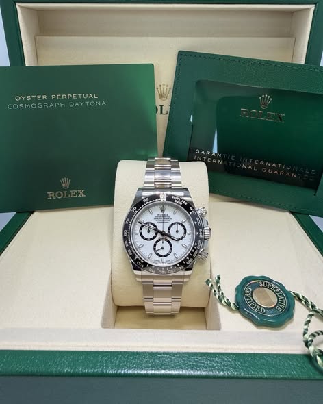 ROLEX DAYTONA 126500LN-0001