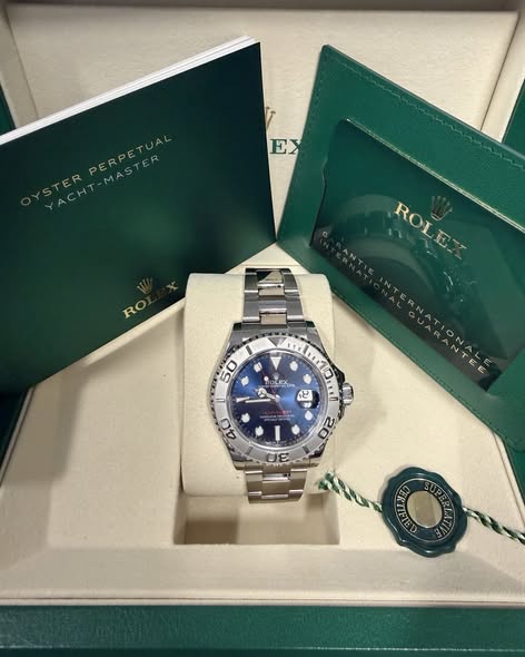 ROLEX YACHT-MASTER 126622-0002