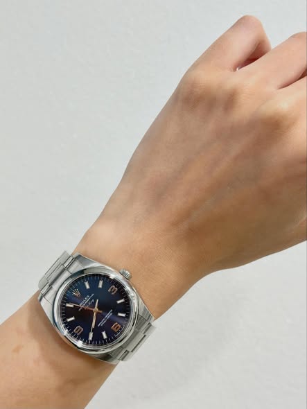 ROLEX Oyster Perpetual 114200-70190