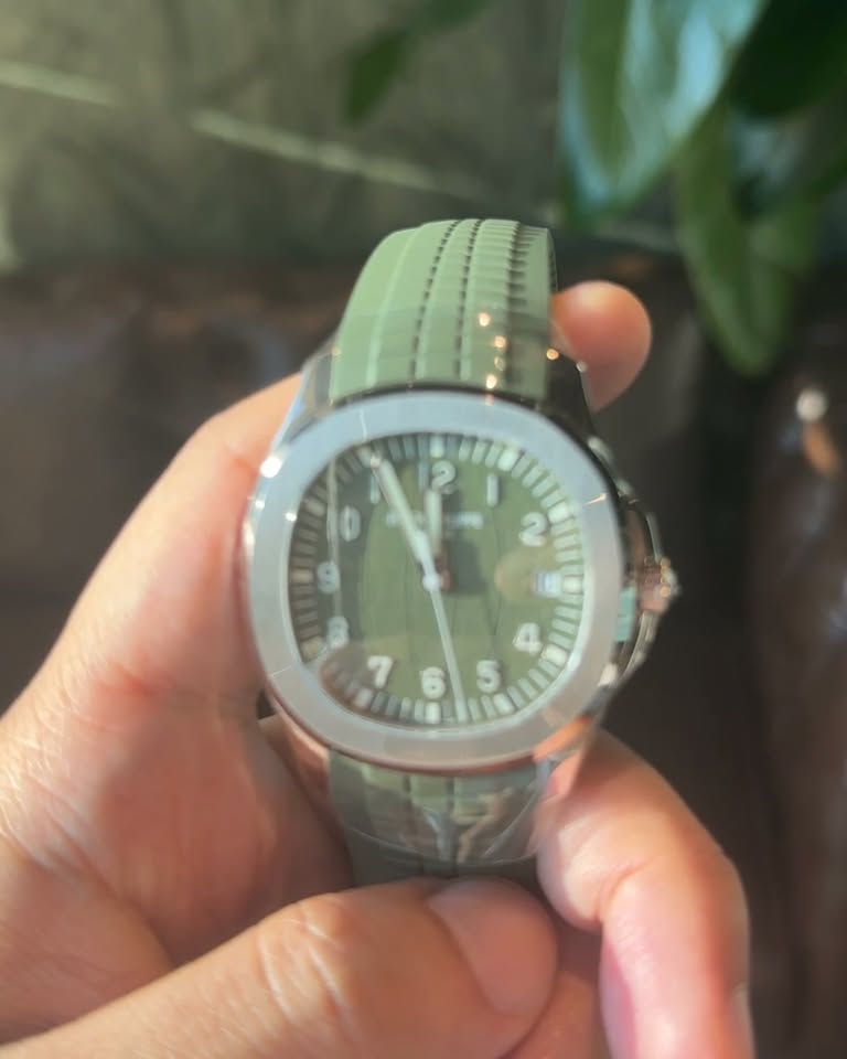 PATEK PHILIPPE AQUANAUT 5168G-010