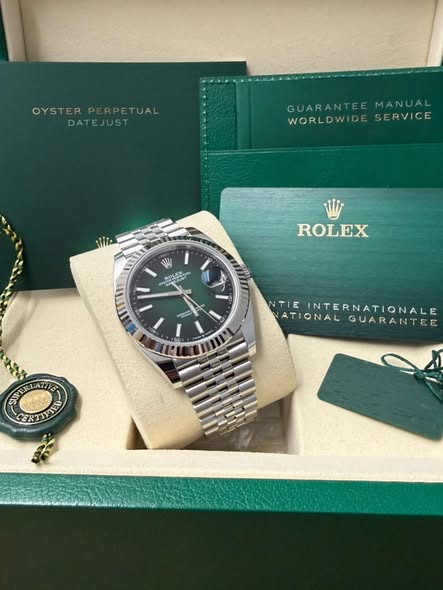 ROLEX DATEJUST 126334-0028