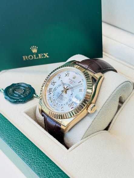 ROLEX SKY-DWELLER 326138-0010