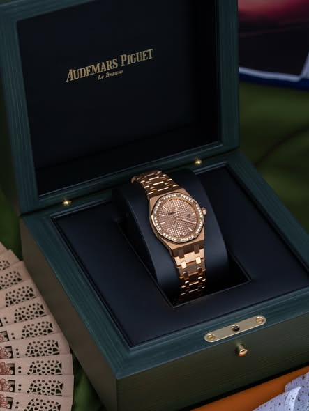 AUDEMARS PIGUET ROYAL OAK 67651OR.ZZ.1261OR.03