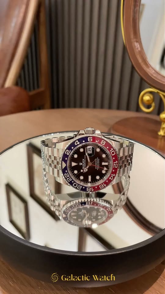 ROLEX GMT-MASTER II 126710BLRO-0001