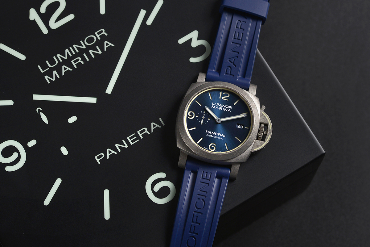 OFFICINE PANERAI LUMINOR MARINA PAM01117 WatchGod